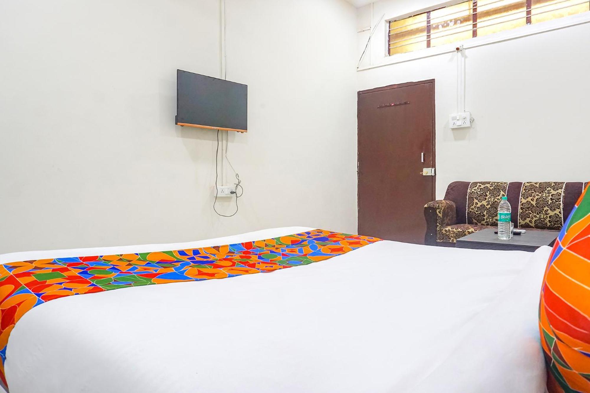 Fabhotel Om Sai - Nr Nashik Railway Station Exterior foto