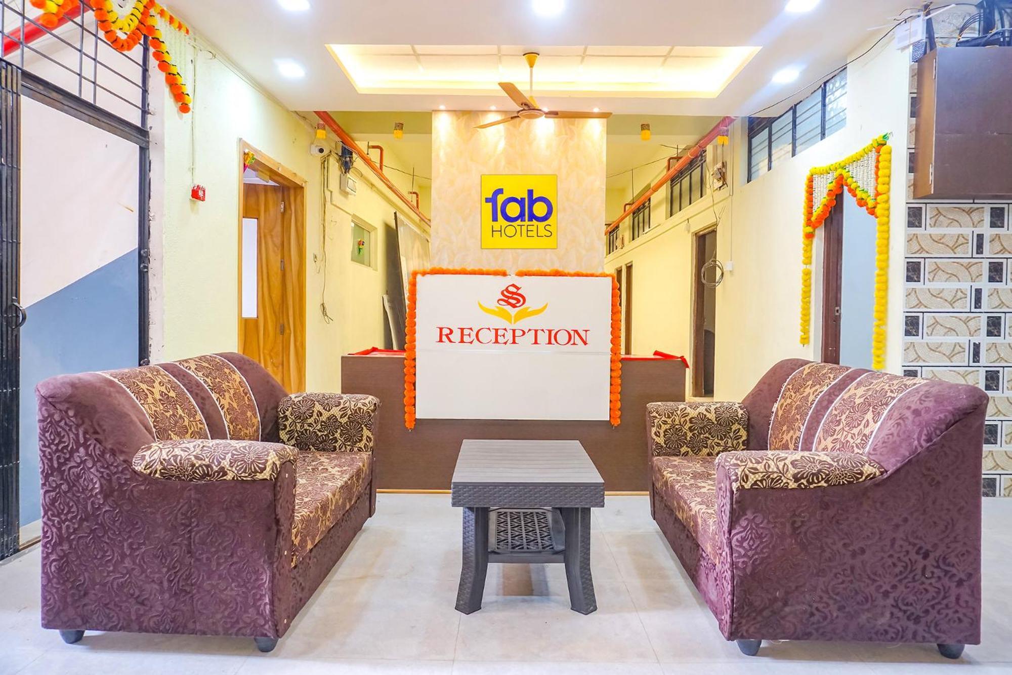 Fabhotel Om Sai - Nr Nashik Railway Station Exterior foto